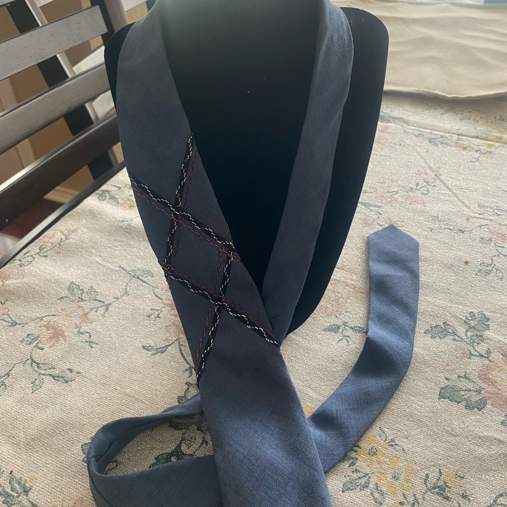 Men’s vintage 1950s skinny necktie—periwinkle blue